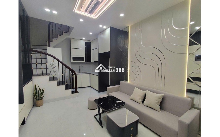 NHÀ ĐẸP GIÁ 6.3 TỶ ,  DÂN XÂY PHỐ MINH KHAI HỘ KHẨU HAI BÀ TRƯNG NGÕ THÔNG, THOÁNG TRƯỚC,SAU.CHỈ VÀI PHÚT DI CHUYỂN QUA TIME CITY,ĐẠI HỌC BÁCH