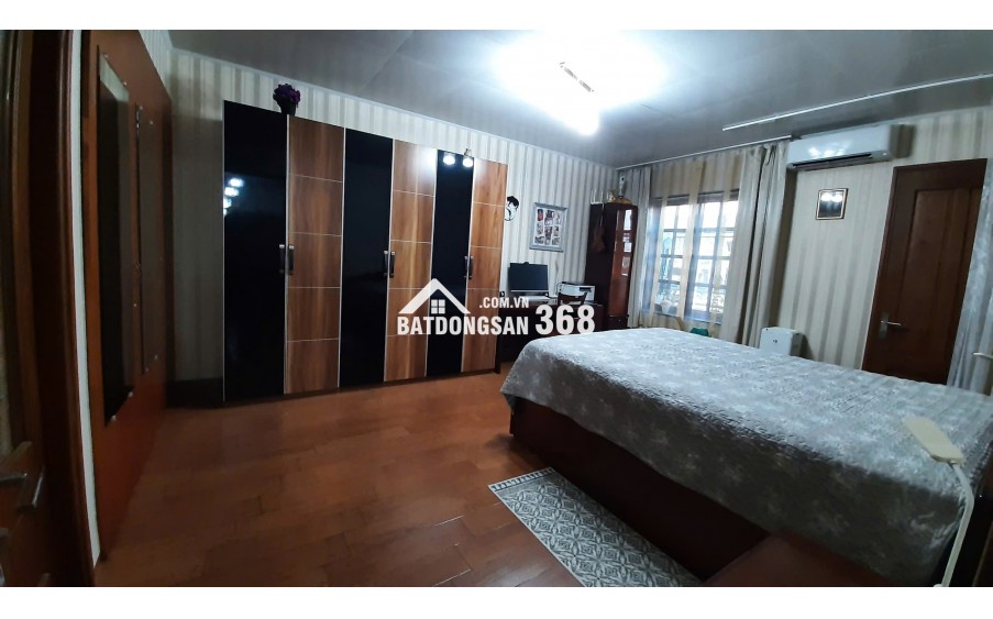 Bán gấp căn hộ lô góc ngay trung tâm Q1 view Bitexco