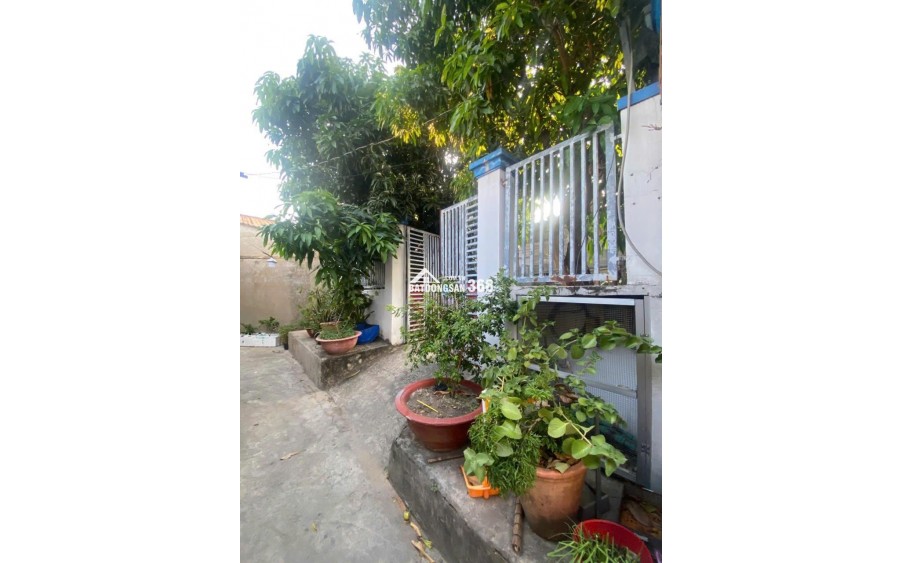 Bán đất 134m2 ( 50m2 là thổ cư )  tặng nhà cấp 4 ngay HTP Nhà Bè