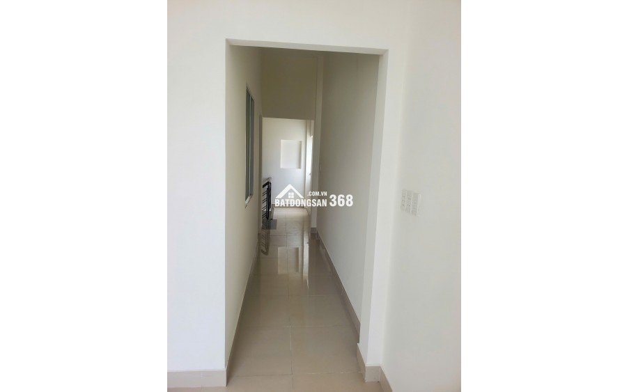 Cho thuê nhà 222/4 Võ Thành Trang P11 QTân Bình 1 trệt 2 lầu