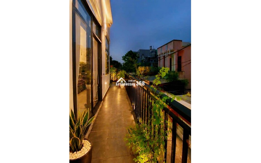 Nhà phố mới đẹp – Linh Xuân - 2 Tầng, 2MT  – Nhỉnh 3 tỷ - Đường thông thoáng – Ôtô đậu trước nhà