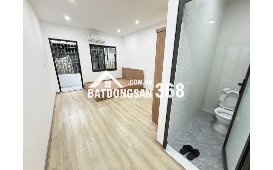  HIẾM !!! NHÀ MỚI ĐẸP Ở NGAY-THANG MÁY NHẬP KHẨU -NGÕ THÔNG THOÁNG BA GÁC TRÁNH-BA BƯỚC CHÂN RA MẶT PHỐ. GIÁ 9.9 TỶ 