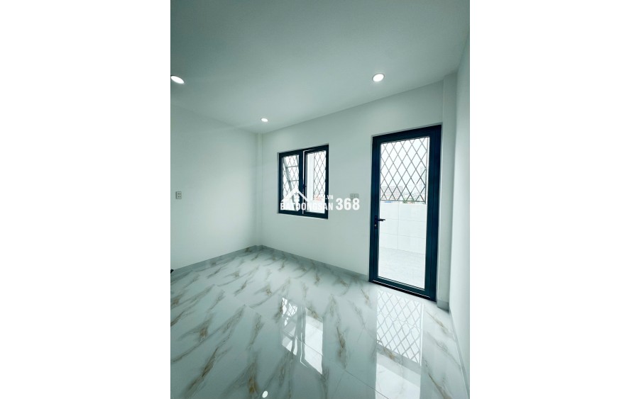 HL2 hẻm xe hơi né thông mới xây 5 tầng đúc 4x18m có thang máy tặng full nội thất nhỉnh 10 tỷ