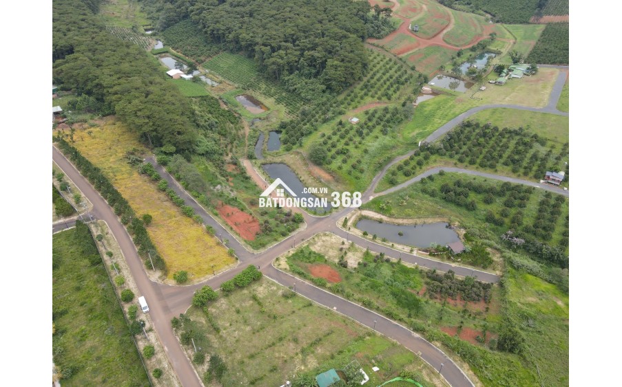 Bán đất gần hồ ngọc 1,35tỷ/150m2, full thổ cư, sổ hồng riêng, xây nhà được ngay