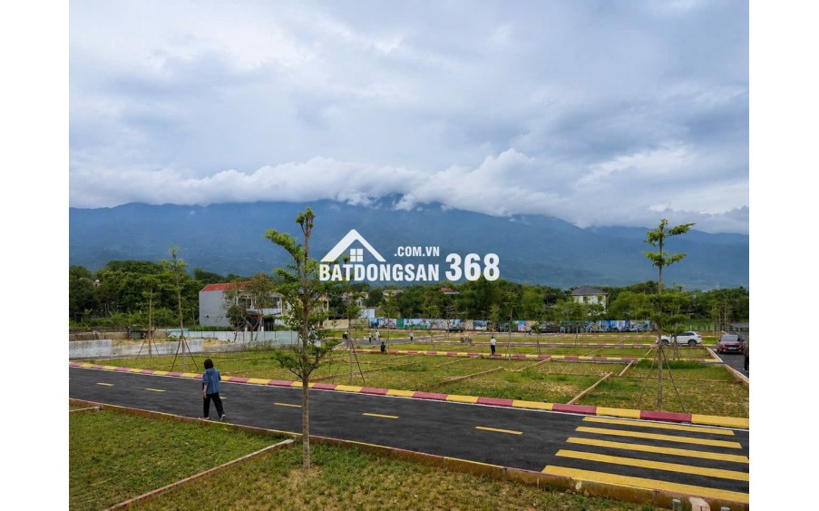 Chính Chủ Em Có Lô Góc 2 Mặt Tiền Cần Thanh Khoản. Kinh Doanh Được Luôn. Nằm Trên Trục Đường Lớn