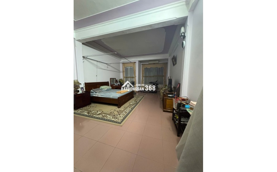 Cần bán nhanh nhà 3 tầng mặt đường Phan Đình Phùng, Phường Hạc Thành, Thanh Hoá 105m2, kinh doanh đỉnh