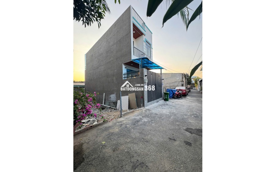 Lô đất gần Vinhomes Grand Park Q9- 68m2 – Nhỉnh 3 tỷ – Đường ôtô tránh –KDC bàn cờ