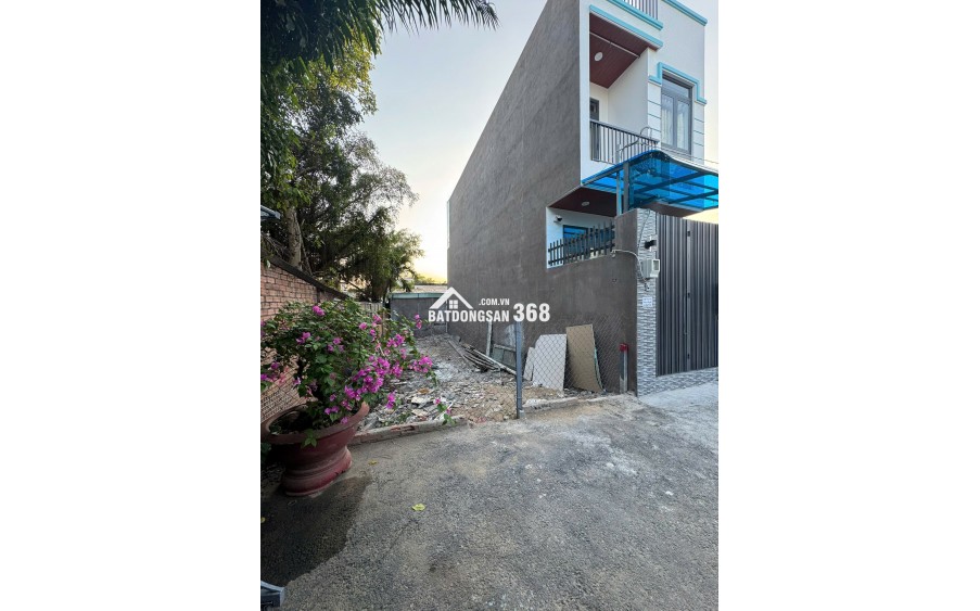Lô đất gần Vinhomes Grand Park Q9- 68m2 – Nhỉnh 3 tỷ – Đường ôtô tránh –KDC bàn cờ