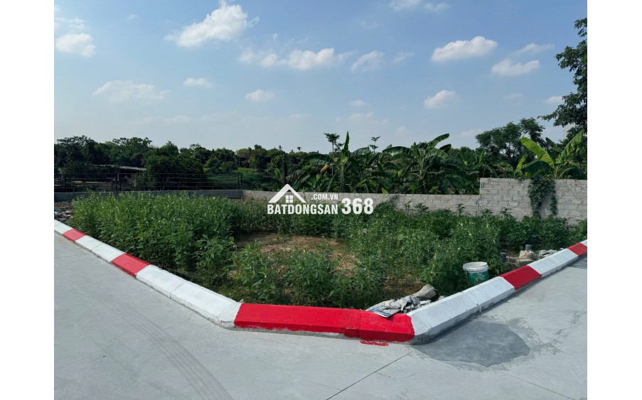 TÀI CHÍNH HƠN 1 TỶ, SỞ HỮU LÔ ĐẤT CÁCH NGÃ TƯ XUÂN MAI 2KM.