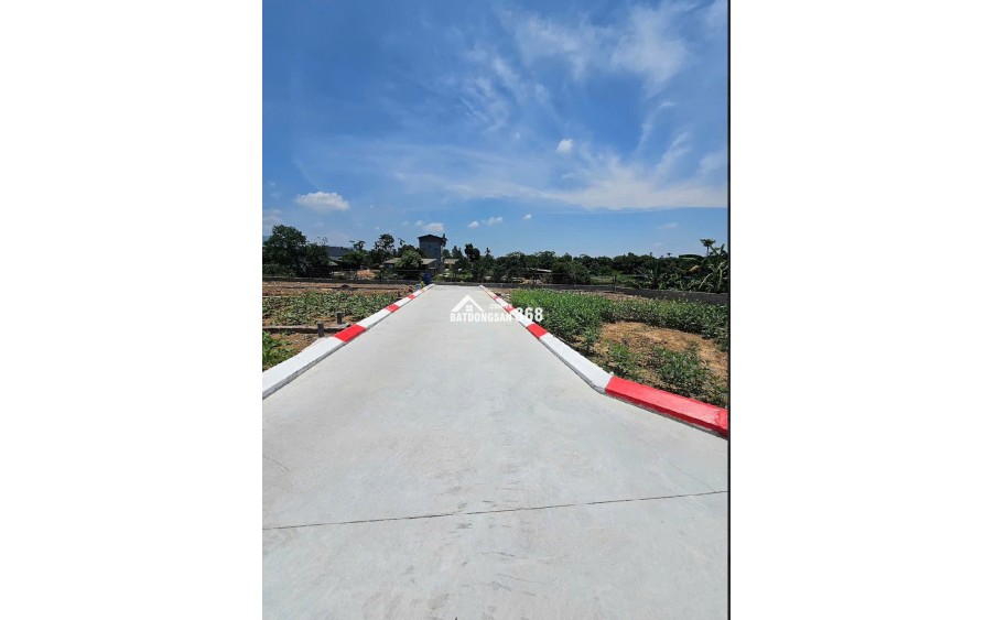 QUỸ ĐẤT VIEW HỒ TRUNG TÂM XUÂN MAI - CHỈ CÒN ĐÚNG 1 LÔ DUY NHẤT GIÁ 1.5 TỶ!