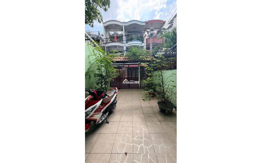 Ngay   Nguyễn Sơn - Tân Phú -Hẻm Xe Hơi Né  - Nhà 3 Tầng -80m2  - CHỈ NHỈNH 8 TỶ