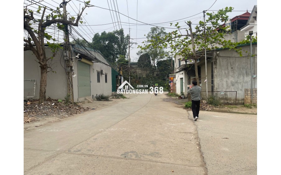 Bán 100m2 đất thổ cư, sổ Hà Nội, kinh doanh buôn bán được luôn