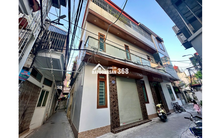 Bán nhà riêng tại 18/133 Chùa Hàng, 4,35 tỷ, 50m2, 3PN, 2WC, hướng Tây