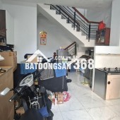 Nhà 3 Tầng ngang 4,5m rộng rãi, cách Mặt tiền đường Cô Giang tầm 50m,