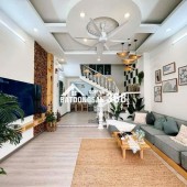 BIỆT THỰ 3 TẦNG - LÔ GÓC PHẠM HÙNG, HÒA XUÂN - 190M² – 8,7 TỶ