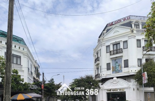 Chủ cần bán toà nhà 187.5m2 - Khu B KĐT Nguyên Khê - Đông Anh - Hà Nội. Giá 105tr/m2 = Giá Đất (Lãi Căn nhà)