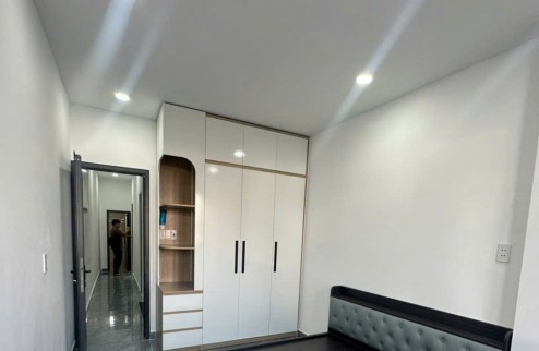 Nhà phố giá hời