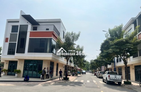 NHÀ PHỐ SỔ SẴN COMPOUND CAO CẤP TP.HCM - 15 phút tới AEON MALL: 3,2 TỶ. Vũ 0933910039