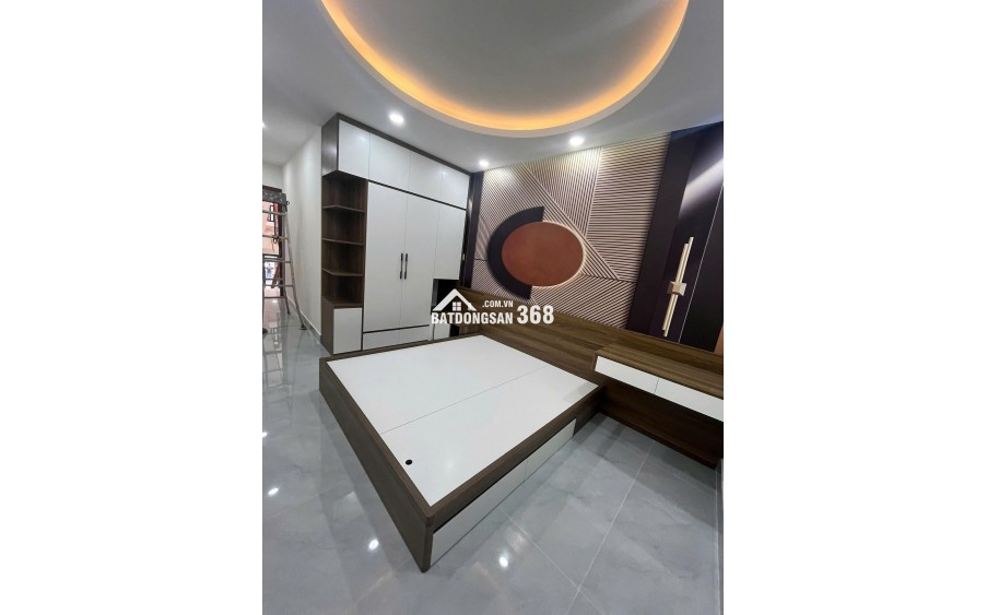 Chính Chủ Bán Nhà Mặt Tiền Đường Trần Hưng Đạo Quận Tân Phú - 98m2 Giá 17.6 Tỷ