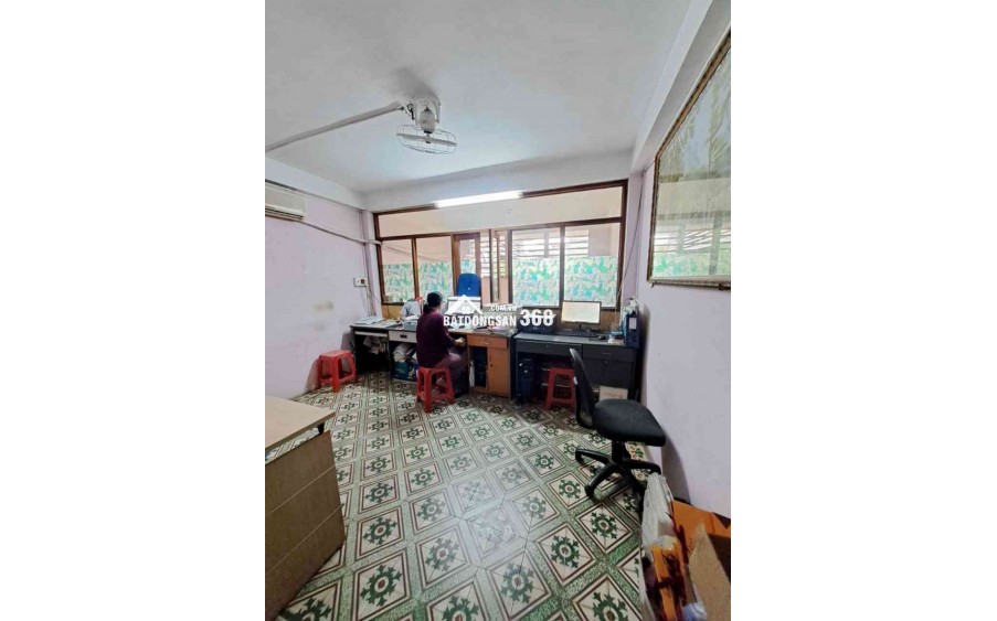 VỊ TRÍ ĐẸP - GIÁ TỐT - HỒNG BÀNG Q6 - 52M2 - 3 TẦNG - HẺM OTO - NHỈNH 5 TỶ