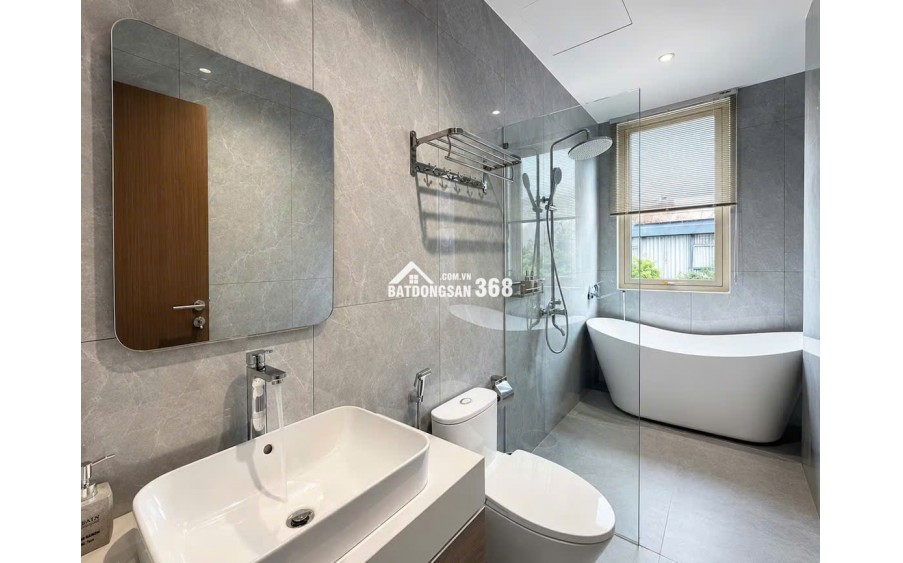 VILLA HỒ BƠI NGUYỄN ĐÌNH HOÀN, SƠN TRÀ, ĐÀ NẴNG