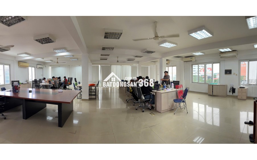 THUÊ NGAY VĂN PHÒNG PHẨM GẦN SÂN BAY VỚI 176M2 TẠI TRUNG TÂM TÂN BÌNH