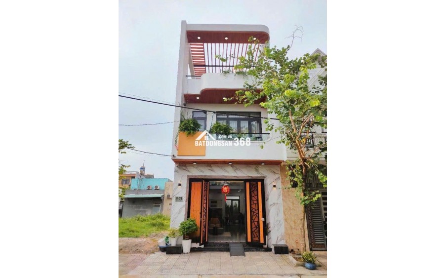  NHÀ PHỐ 1 TRỆT 2 LẦU – THIẾT KẾ ĐẸP, CÔNG NĂNG ĐẦY ĐỦ
