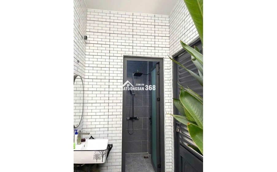  NHÀ PHỐ 1 TRỆT 2 LẦU – THIẾT KẾ ĐẸP, CÔNG NĂNG ĐẦY ĐỦ