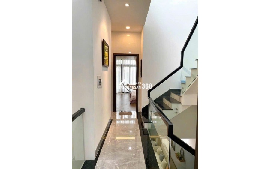  NHÀ PHỐ 1 TRỆT 2 LẦU – THIẾT KẾ ĐẸP, CÔNG NĂNG ĐẦY ĐỦ