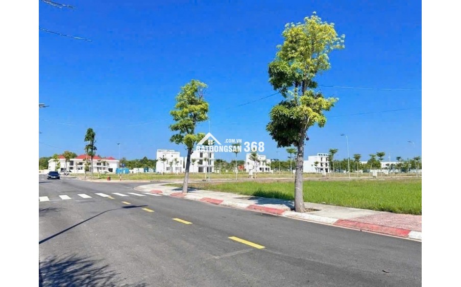 Cần bán gấp lô đất 70m2, Phước Hòa, sổ sẵn, hỗ trợ bank