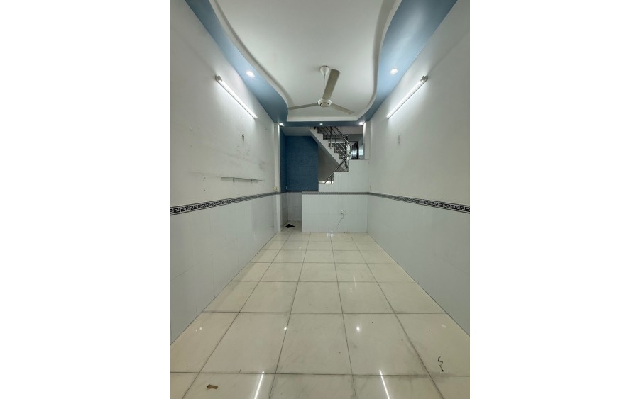 LÔ GÓC CỰC THOÁNG - NHÀ MỚI -HXH THÔNG - TRẦN QUANG CƠ - TÂN PHÚ - 3TẦNG BTCT - 40M2 - CHỈ HƠN 4