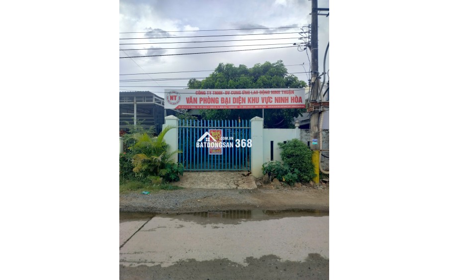 BÁN LÔ ĐẤT THUẬN LỢI KINH DOANH, GẦN TRƯỜNG, GẦN TRUNG TÂM, GẦN CHỢ