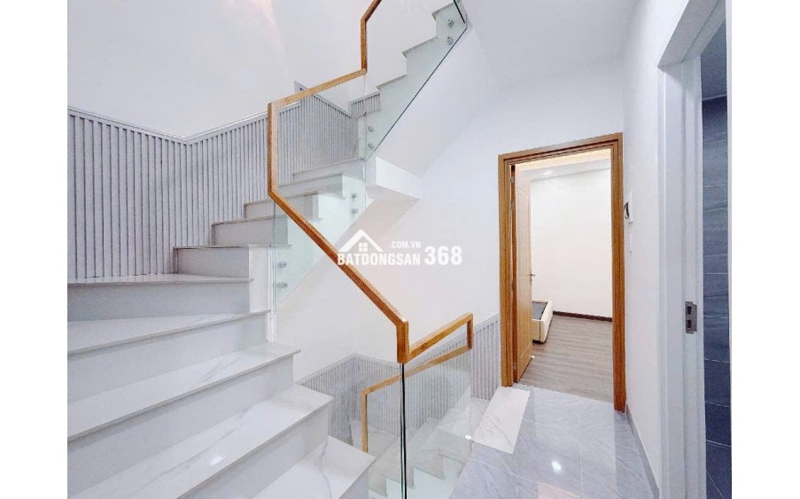 Bán Nhà 65m² ở Quận 7 – Giá 12 Tỷ Đầu Tư Hay An Cư Đều Lý Tưởng