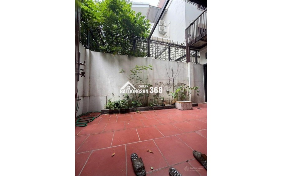 Bán siêu phẩm mặt phố Vạn Phúc kéo dài, Ba Đình DT: 91m, 5 tầng, MT 4,6m, 64 tỷ. LH: 0933 993568