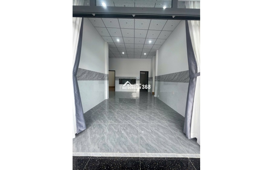 BÁN NHÀ LIỀN KỀ 300M2 FULL ĐẤT THỔ CƯ