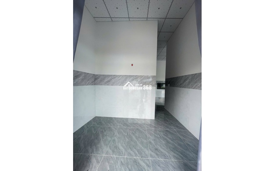 BÁN NHÀ LIỀN KỀ 300M2 FULL ĐẤT THỔ CƯ