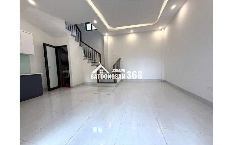  CHO THUÊ NHÀ NGUYÊN CĂN TẠI Ô CÁCH – 30M² x 5 TẦNG – 3PN  