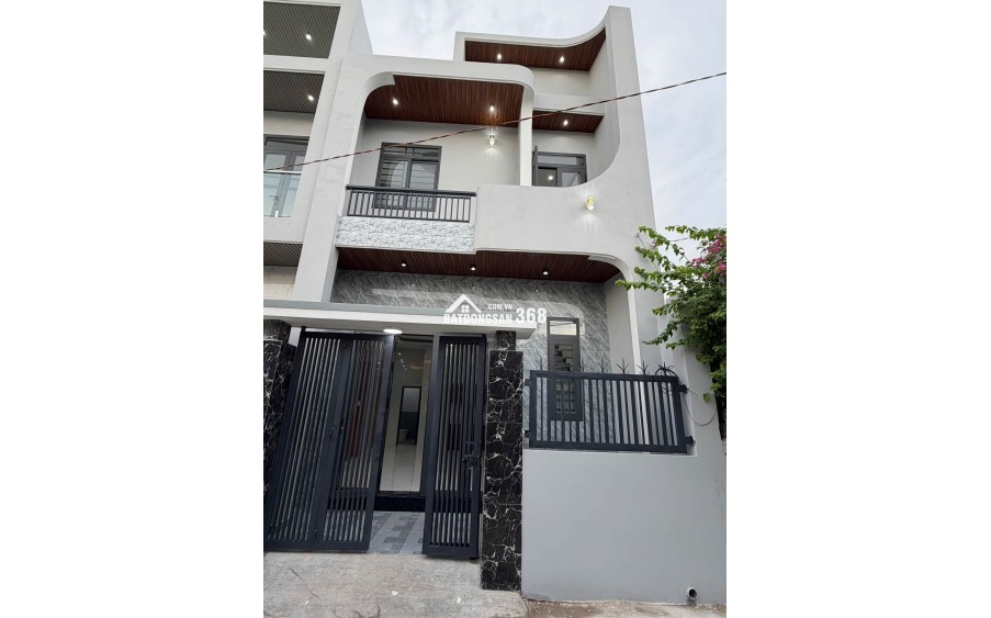 Bán nhà phường Bửu Hòa củ dt 66m