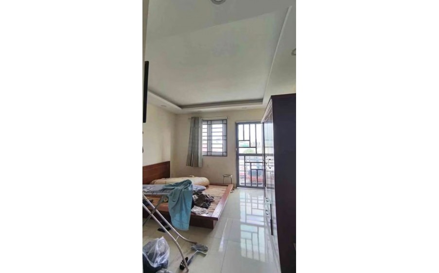 Bán Nhà Hẻm Xe Hơi,