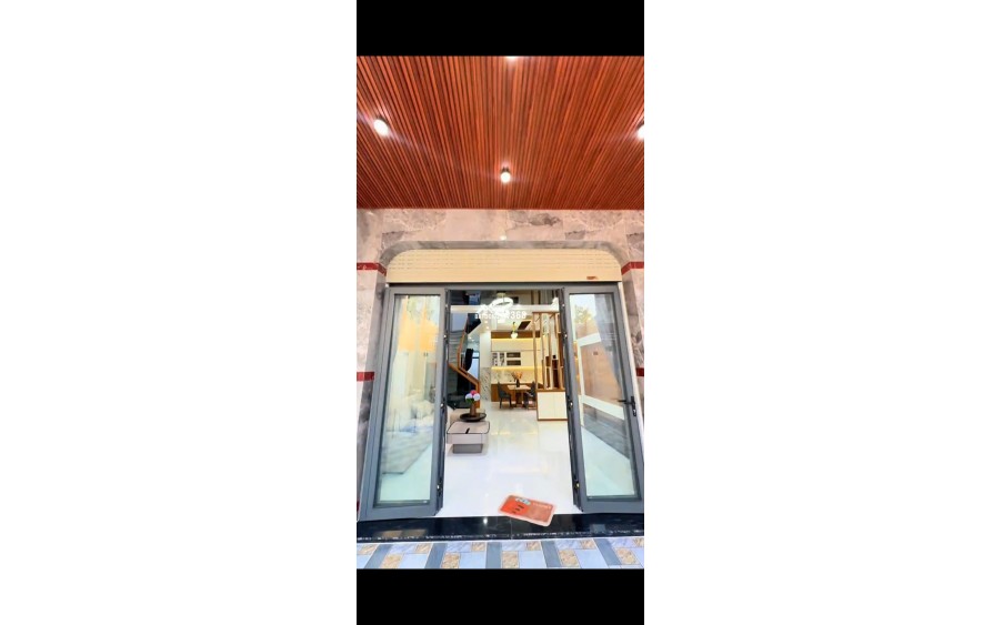 CHỦ GỬI BÁN GẤP CHỈ 1⃣ tỷ 9⃣6⃣0⃣ TR - 100m², 1 TRỆT 1 LẦU, 3 PHÒNG NGỦ, 3 VỆ SINH
