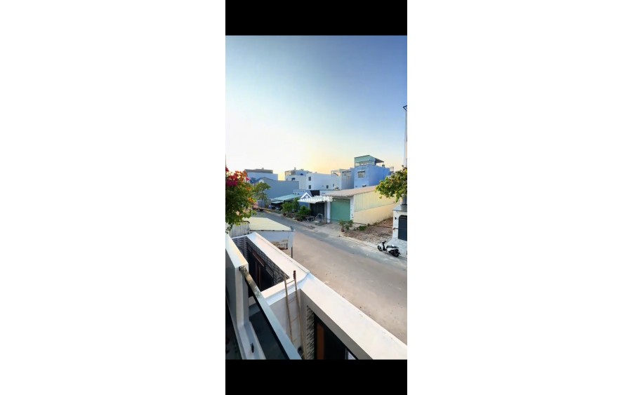 CHỦ GỬI BÁN GẤP CHỈ 1⃣ tỷ 9⃣6⃣0⃣ TR - 100m², 1 TRỆT 1 LẦU, 3 PHÒNG NGỦ, 3 VỆ SINH
