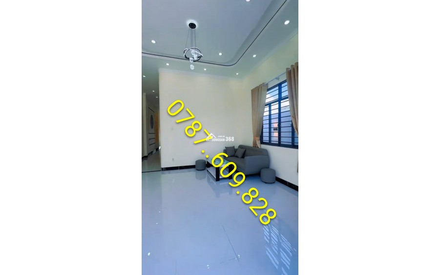 CHỈ 7⃣0⃣0⃣ TR - NHÀ CẤP 4,  CHỦ GỬI BÁN GẤP THƯƠNG LƯỢNG MẠNH TẠI BÌNH CHÁNH