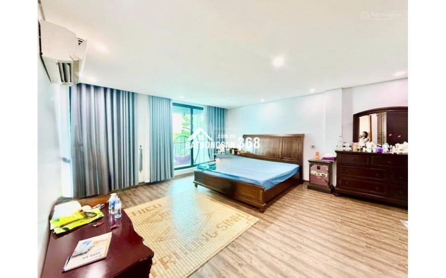 Bán siêu phẩm mặt phố Vạn Phúc kéo dài, Ba Đình DT: 91m, 5 tầng, MT 4,6m, 64 tỷ. LH: 0933 993568