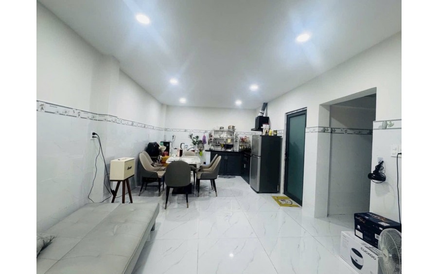 Bán nhà Hiệp Thành Q12, 3PN, hẻm xe hơi, khu phân lô đẹp.