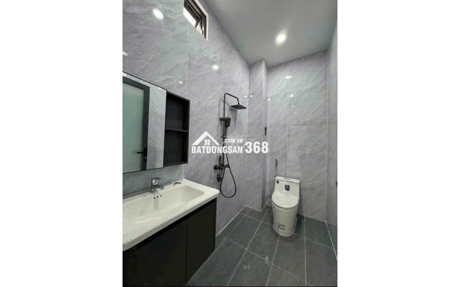 Bán Gấp Nhà 1 Trệt 1 Lầu, 120m², Sân Ô Tô Rộng, Cách UBND Tương Bình Hiệp Chỉ 500m