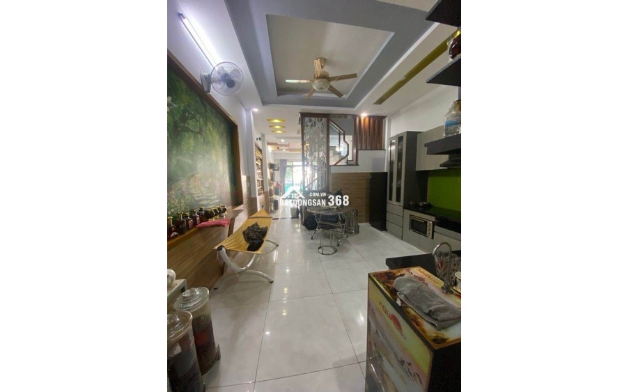 Lê Thị Riêng -  7.89 tỷ