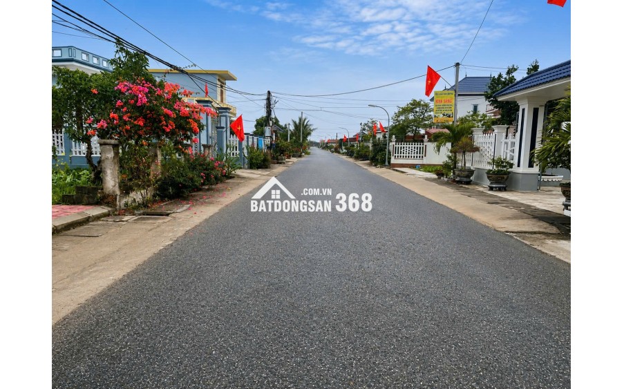 Chính Chủ Em Có Lô Đất Cần Bán Diện Tích 90,2m. Mặt Tiền 4,8m. Đất Sẵn Sổ Giao Dịch Luôn.
