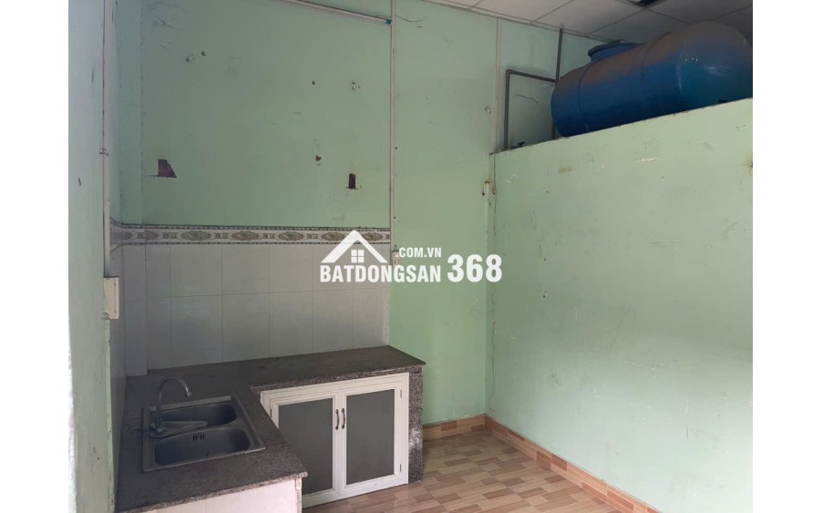 Nhà 2 mặt tiền, DT: 92m2, vị trí tốt, thích hợp đầu tư