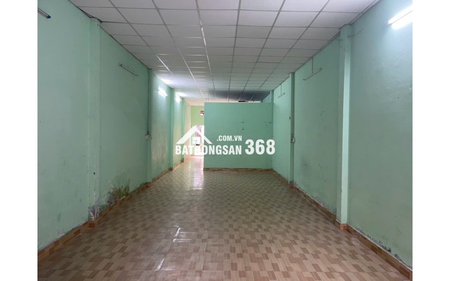 Nhà 2 mặt tiền, DT: 92m2, vị trí tốt, thích hợp đầu tư