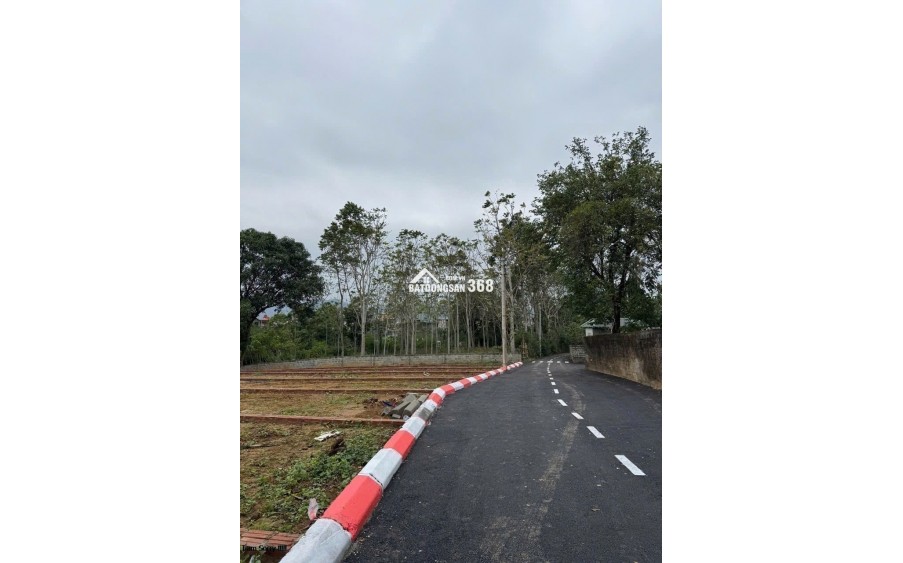 Cắt lỗ 140m2 có sẵn thổ cư giá 390 triệu tại Thị trấn Kỳ Sơn,Hòa Bình
